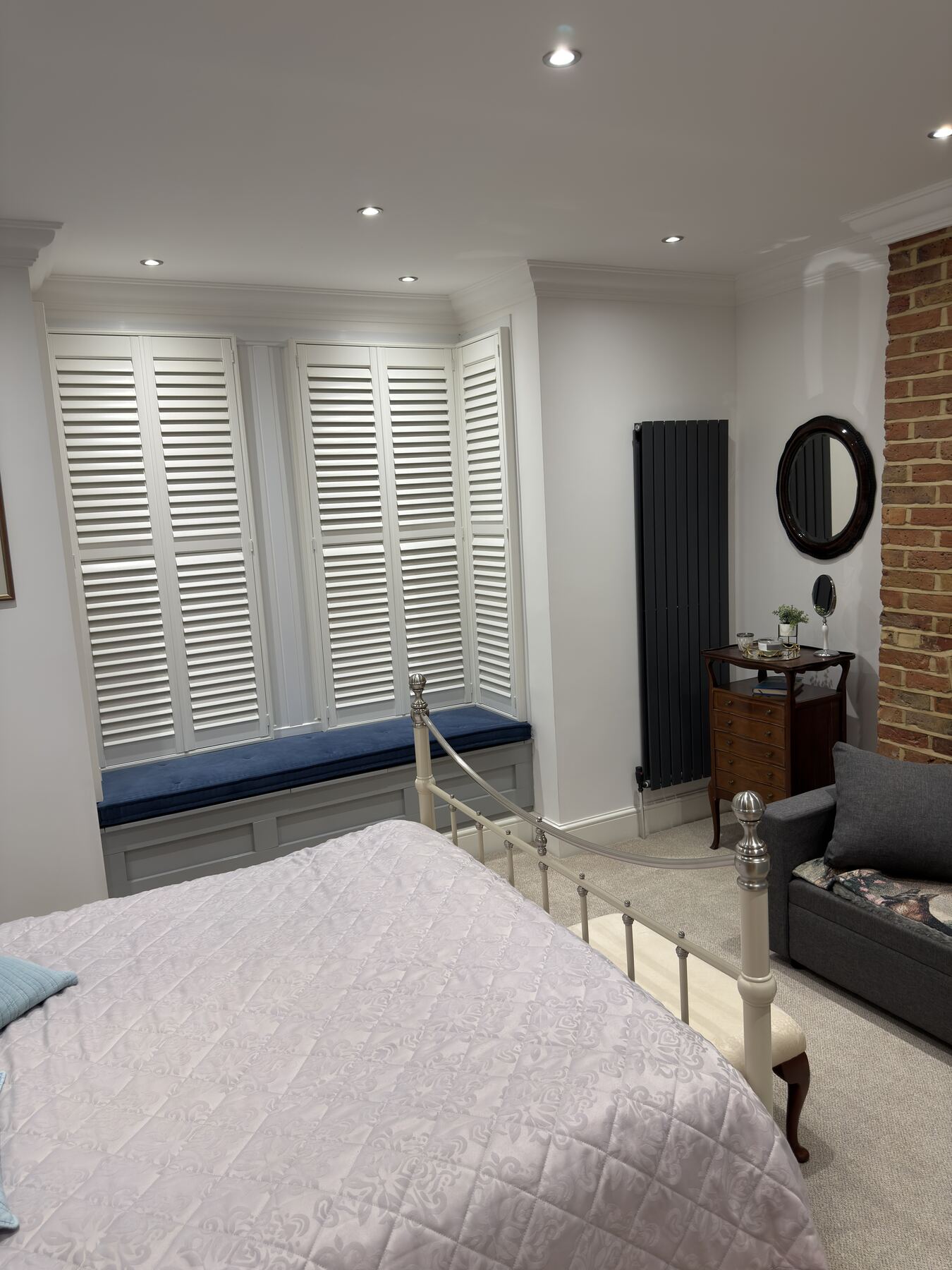 Calm principal bedroom finish
